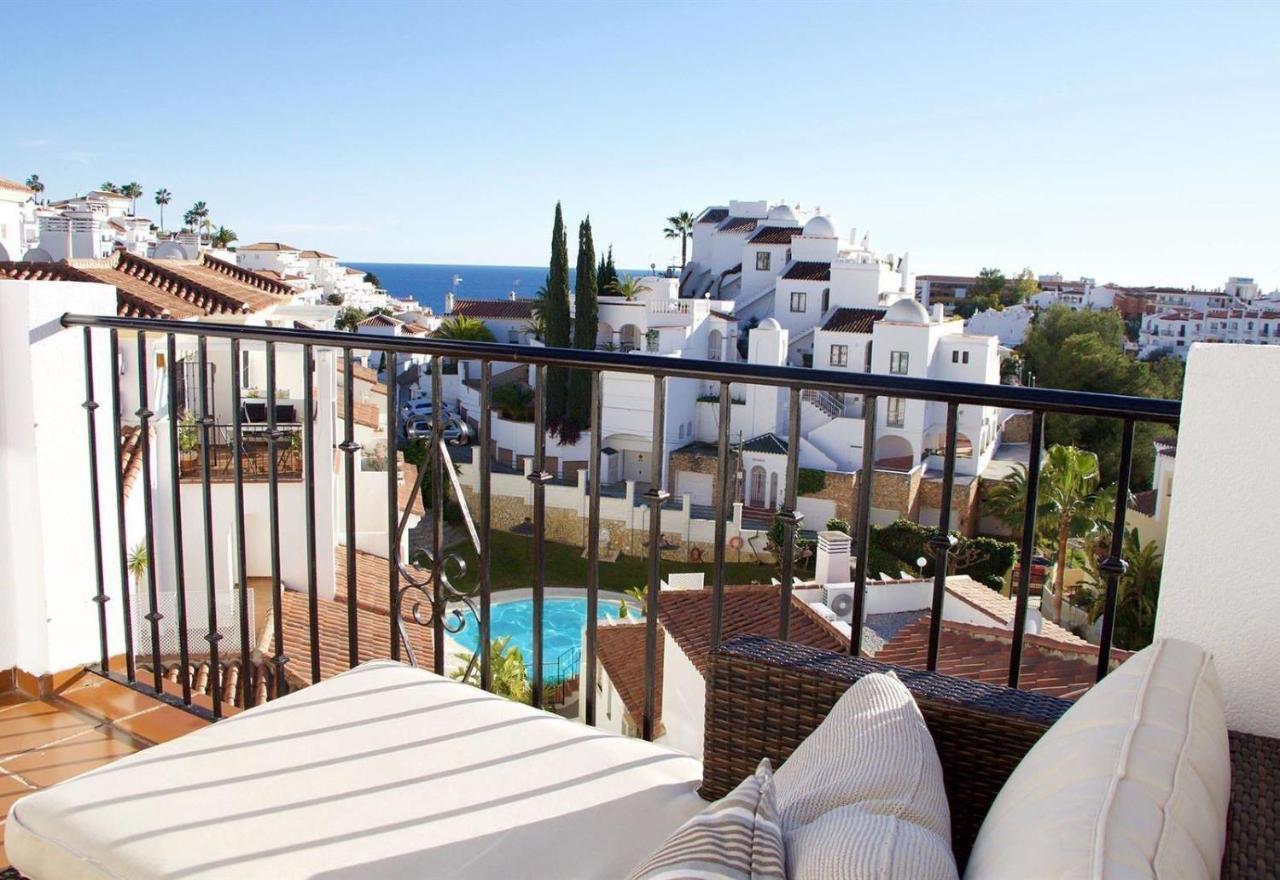 Valparaiso - Burriana Beach Nerja Bagian luar foto