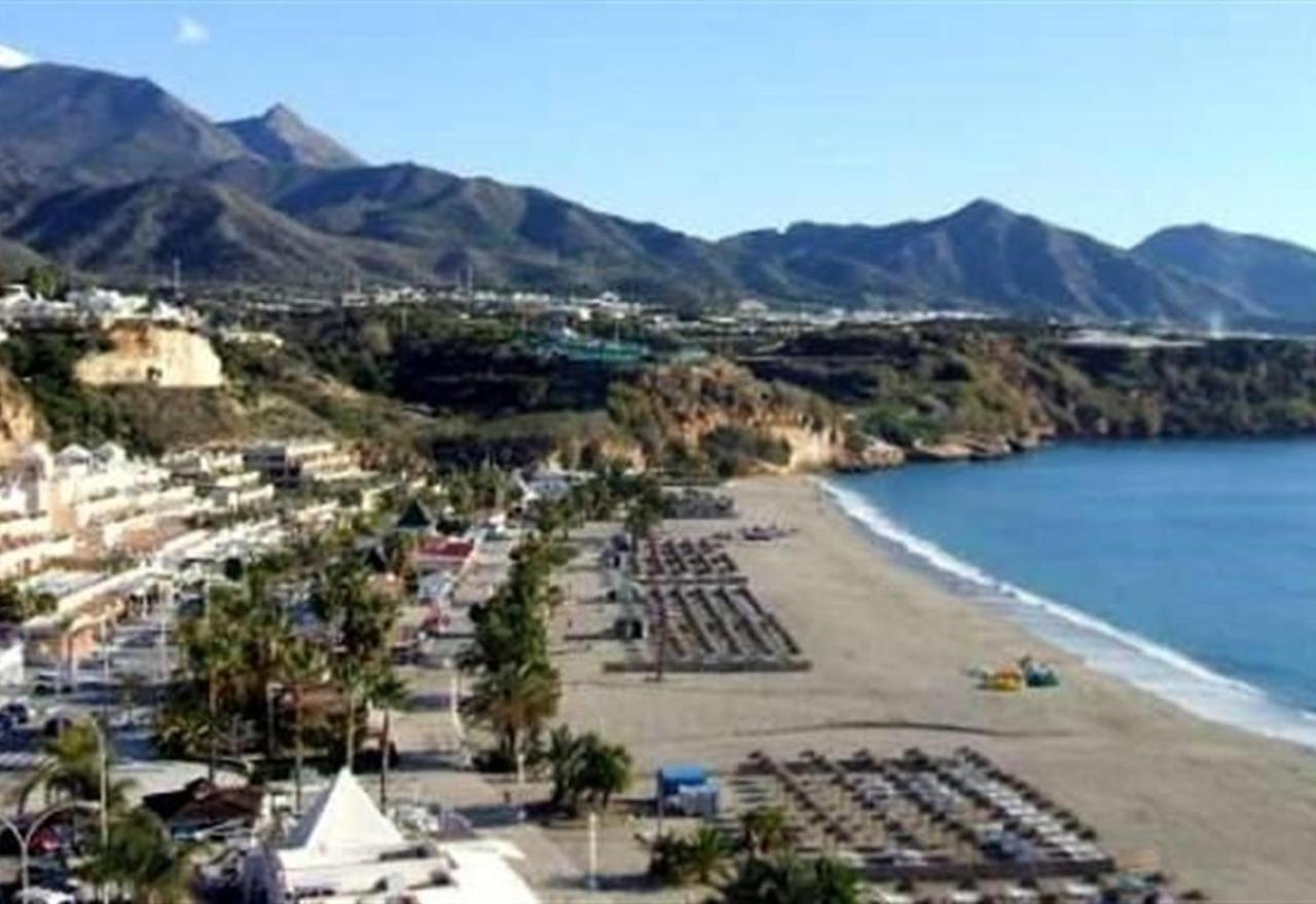 Valparaiso - Burriana Beach Nerja Bagian luar foto